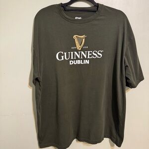 Guiness T Shirt Mens 2XL  Official Ireland Dublin Beer Pint Logo Black Relaxed